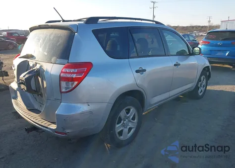 2009 Toyota Rav4 z USA, uszkodzony, nr VIN JTMBF33V09D021050